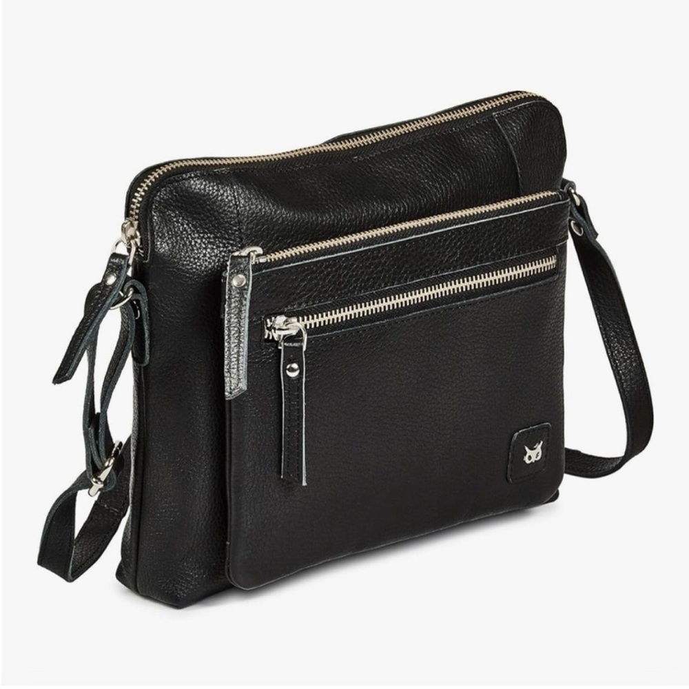 Wise Owl Black Pebbled Leather Crossbody Bag Purse Zipper